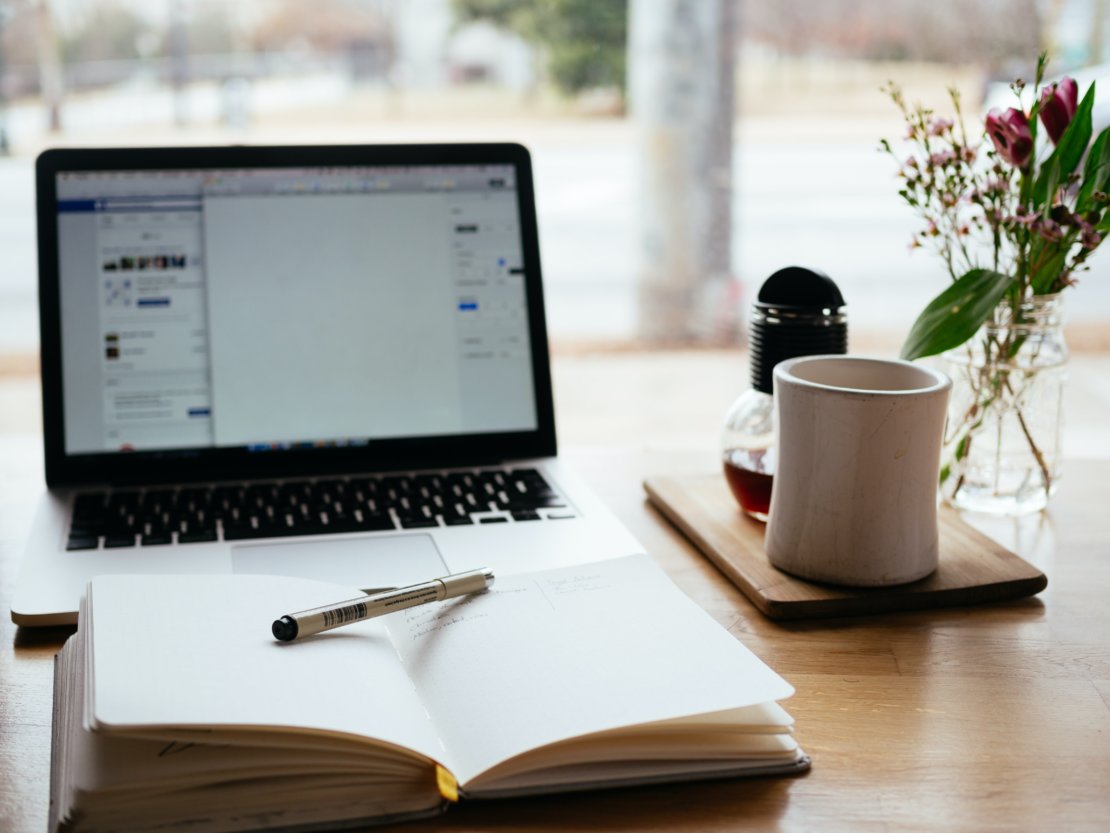 Minimalist desk accessories